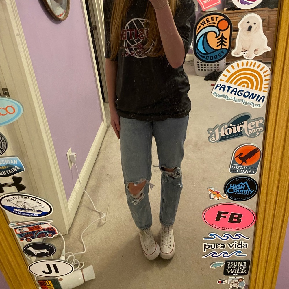 American Eagle mom jeans